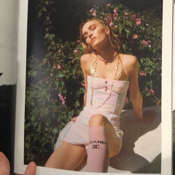 Chanel magazine - Picture 7 of 11